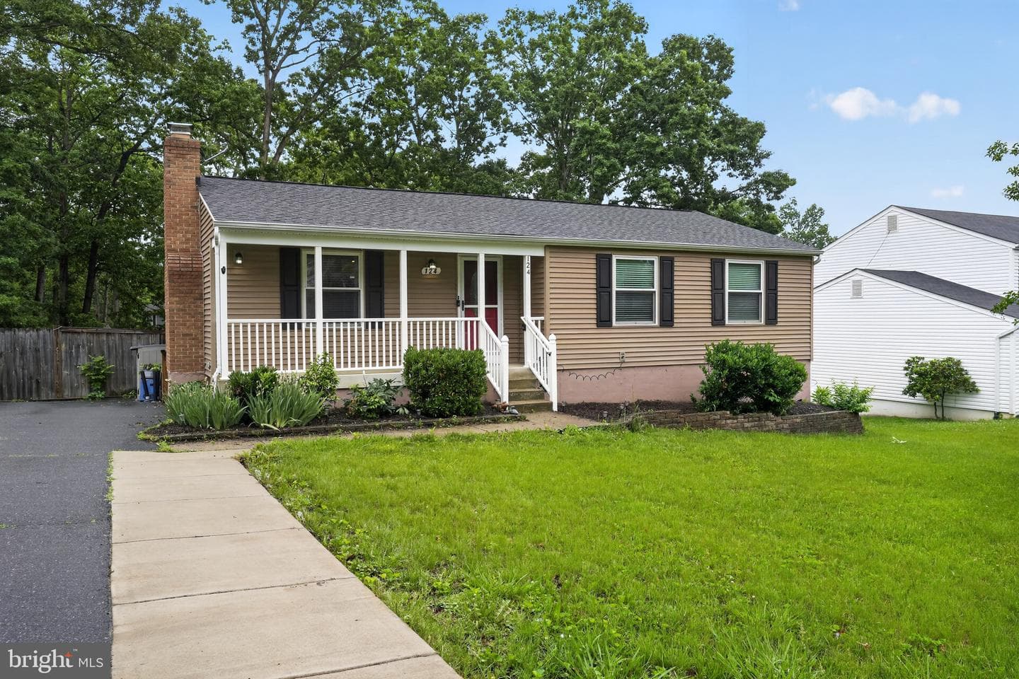 124 Candlestick Drive