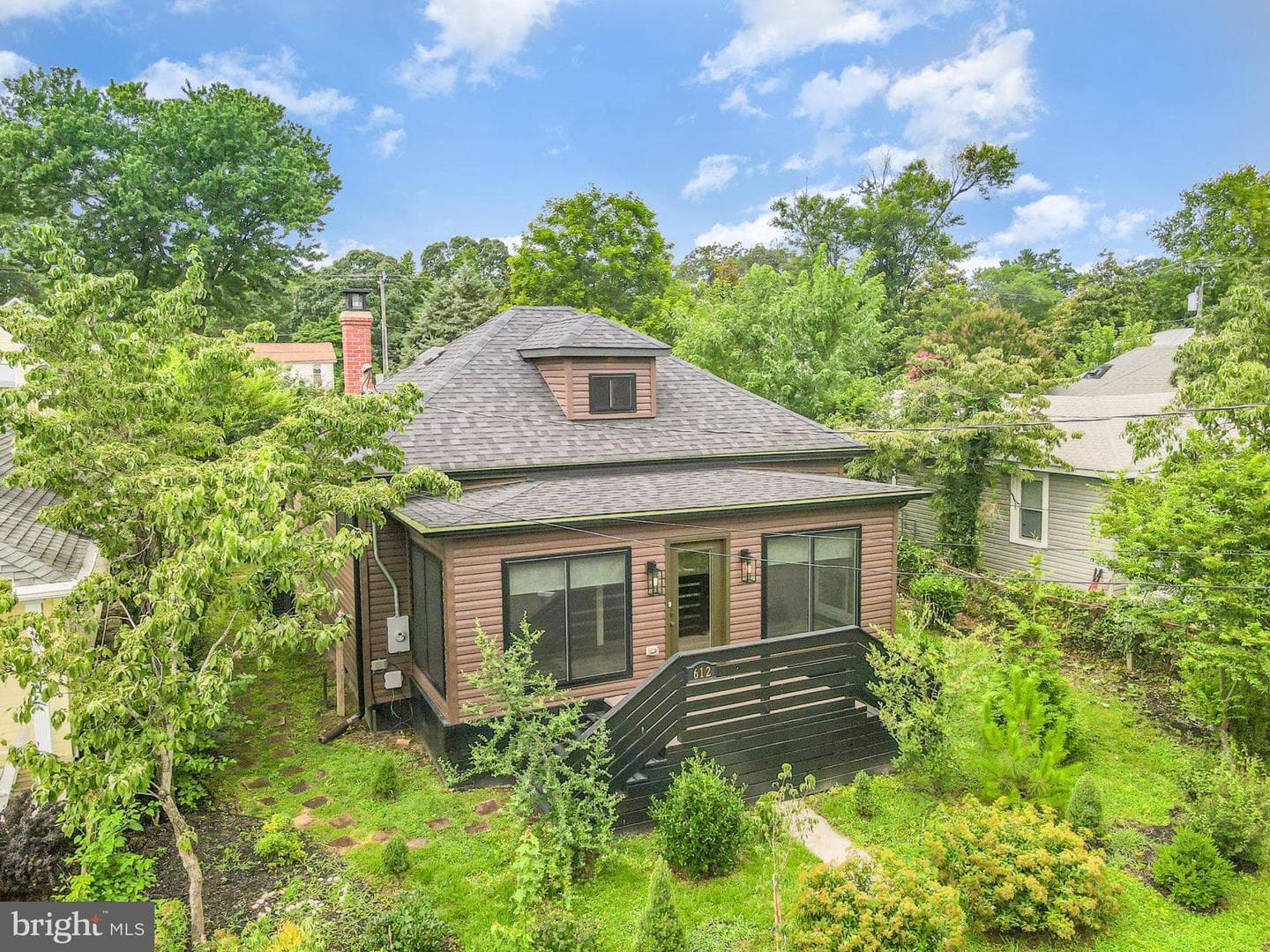 612 Washington Avenue photo 1