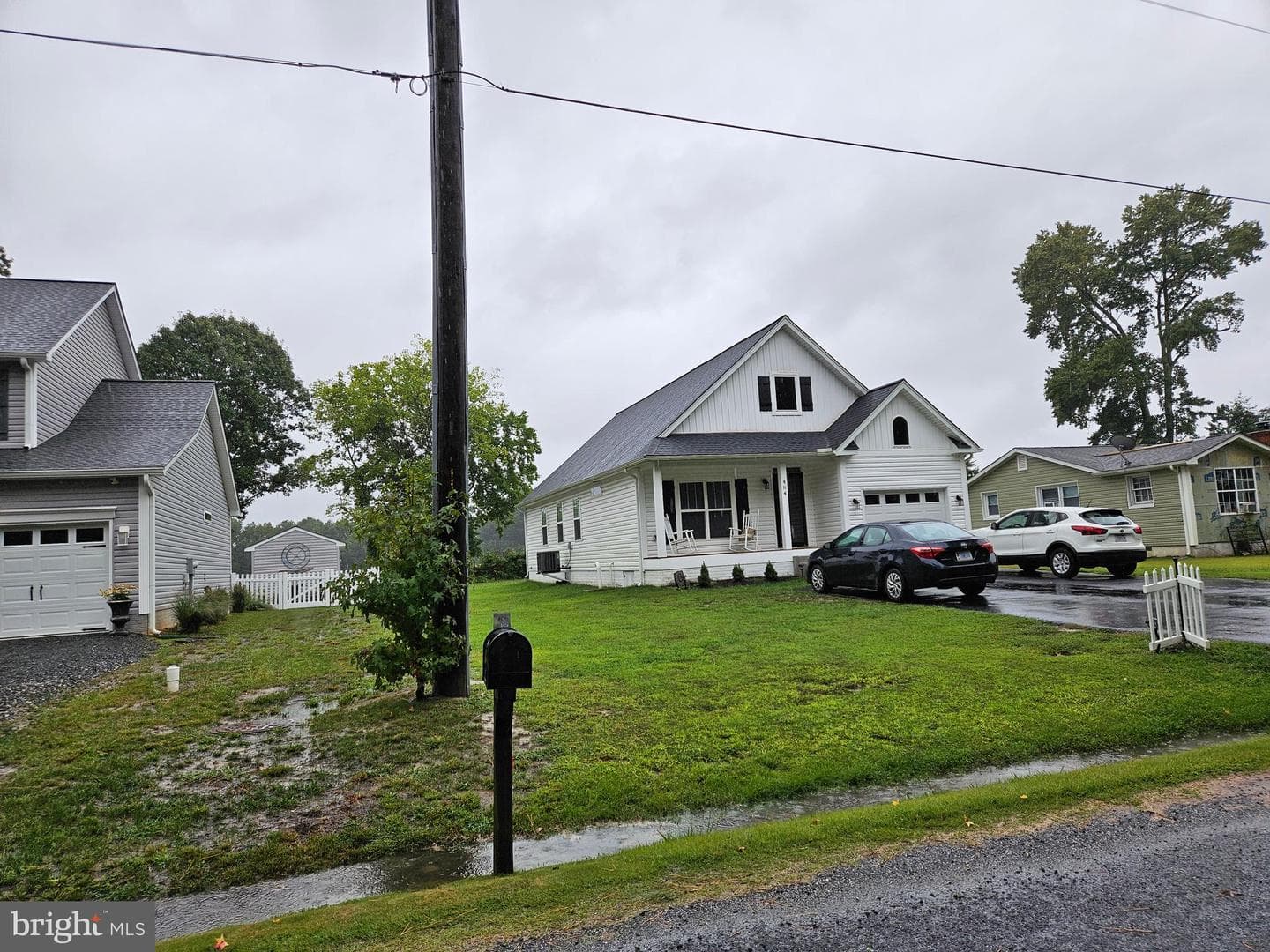 484 Latane Drive photo 1