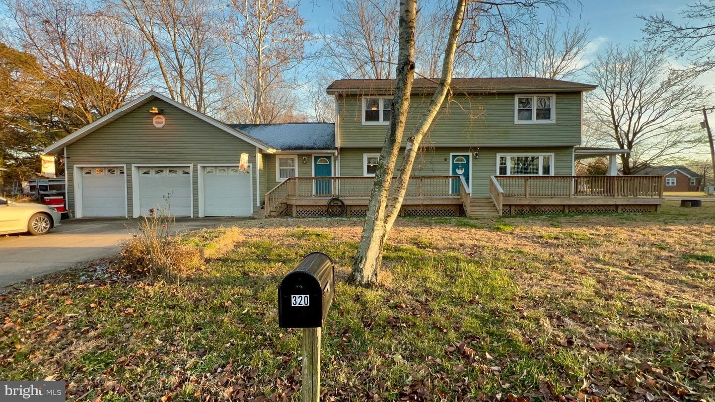 320 Cedar Avenue photo 1