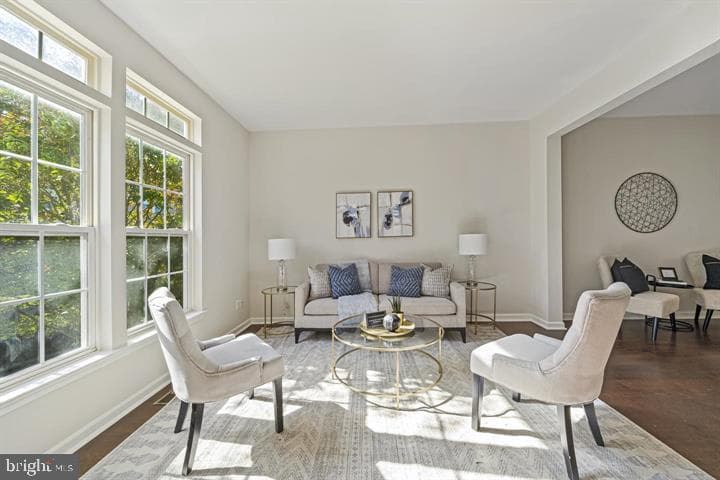409 Monroe Point Drive photo 1
