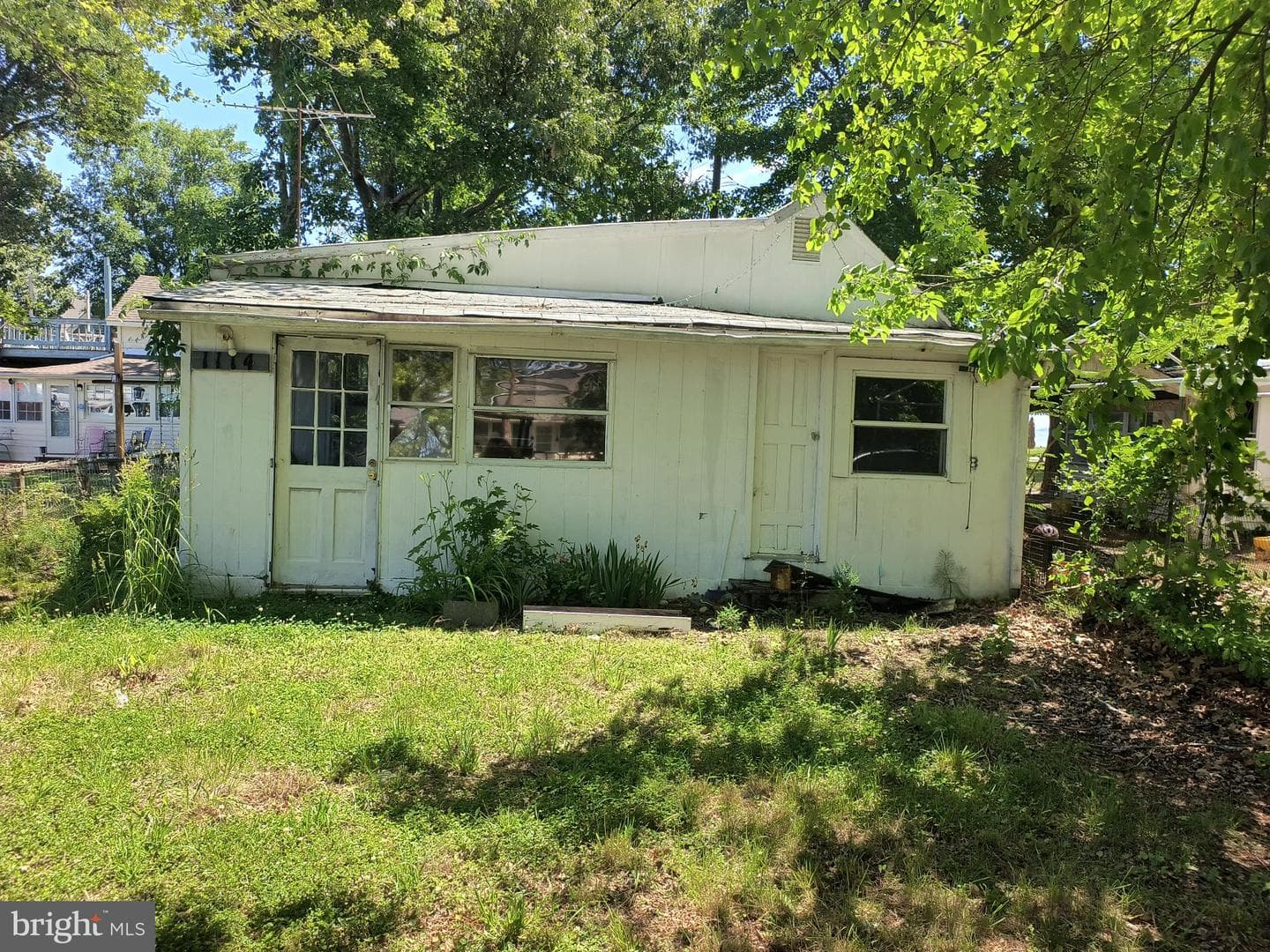 1114 Lossing Avenue