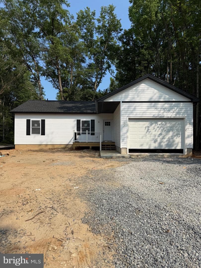 105 Circle Lane, Colonial Beach
