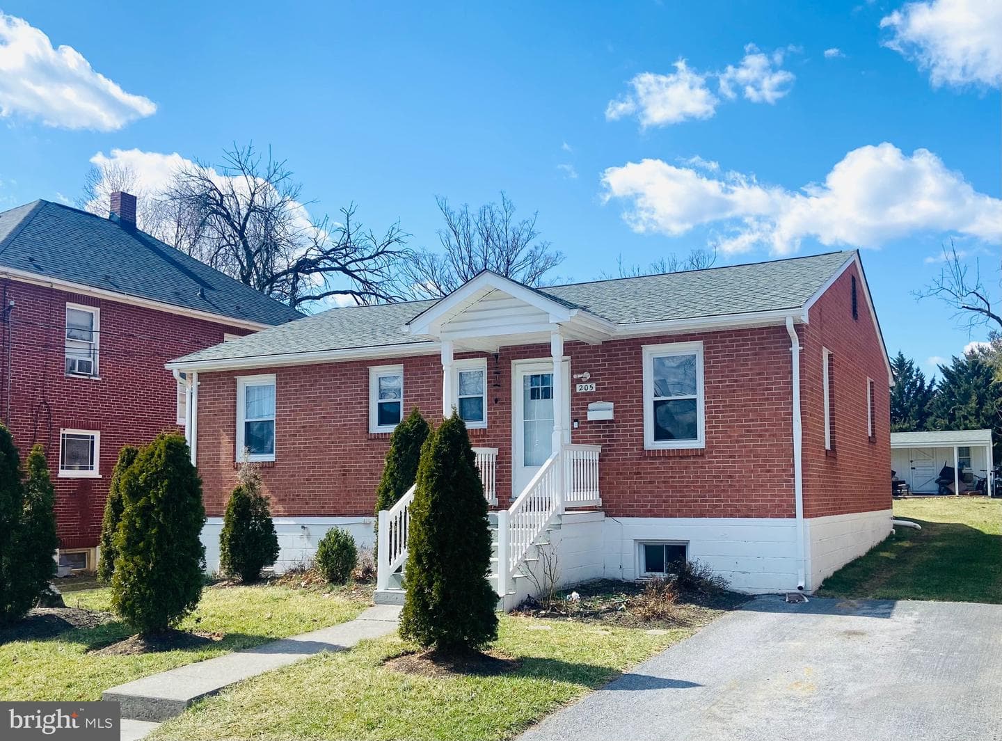 205 Parkway Street photo 1