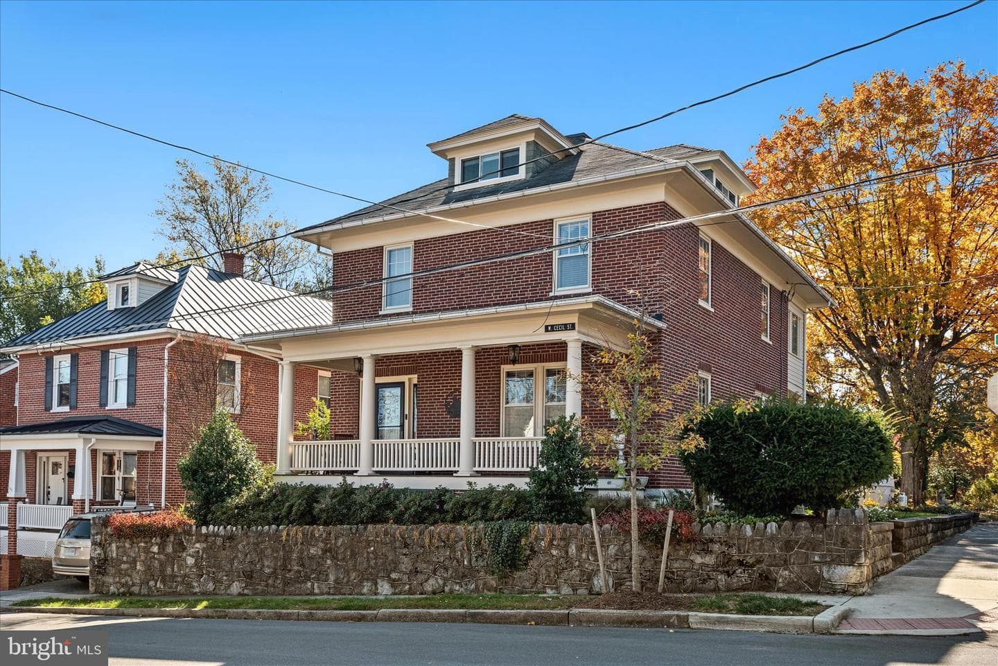 400 Handley Avenue photo 1