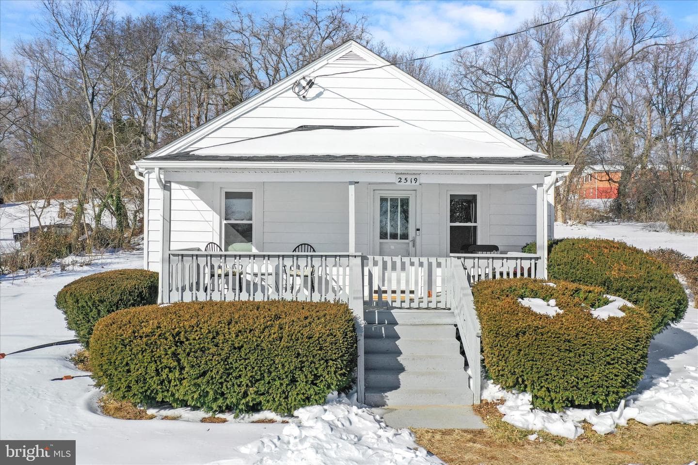 2519 Hockman Avenue photo 1