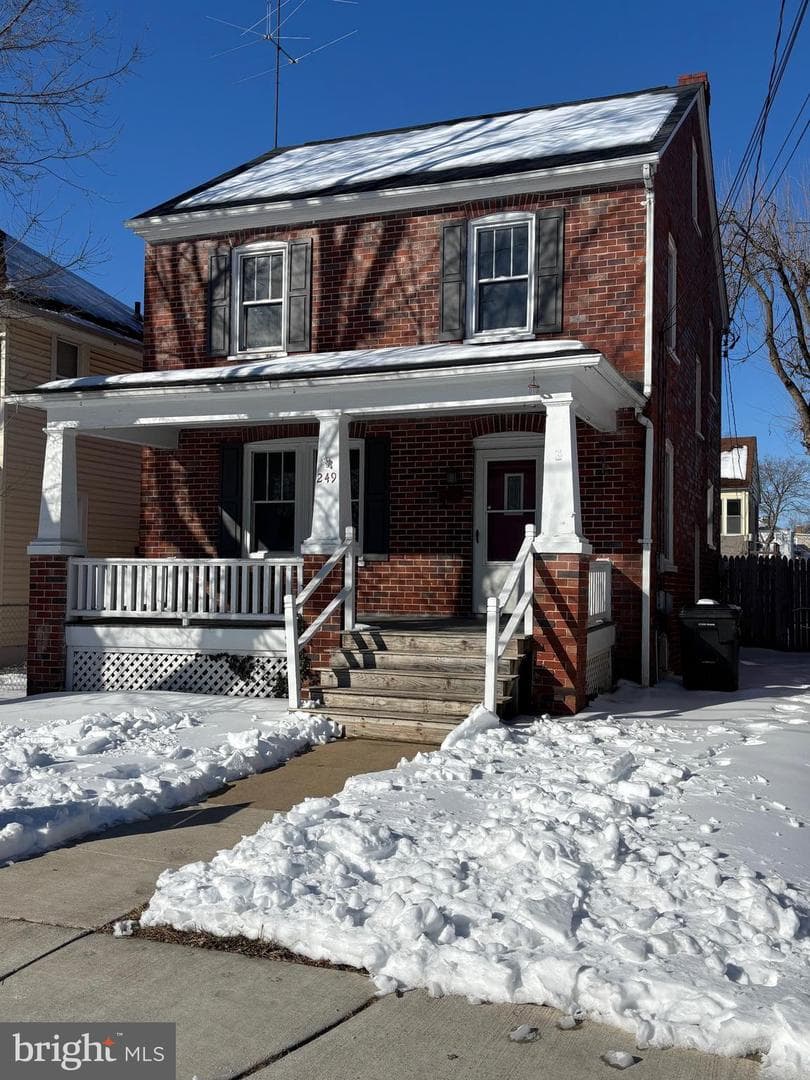 249 West Street Street photo 1