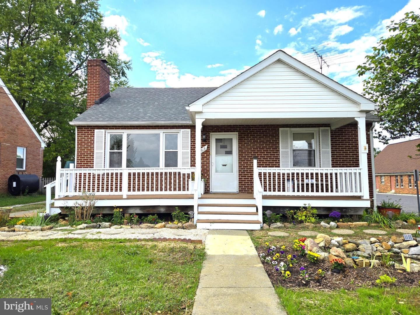 513 Van Fossen Street photo 1