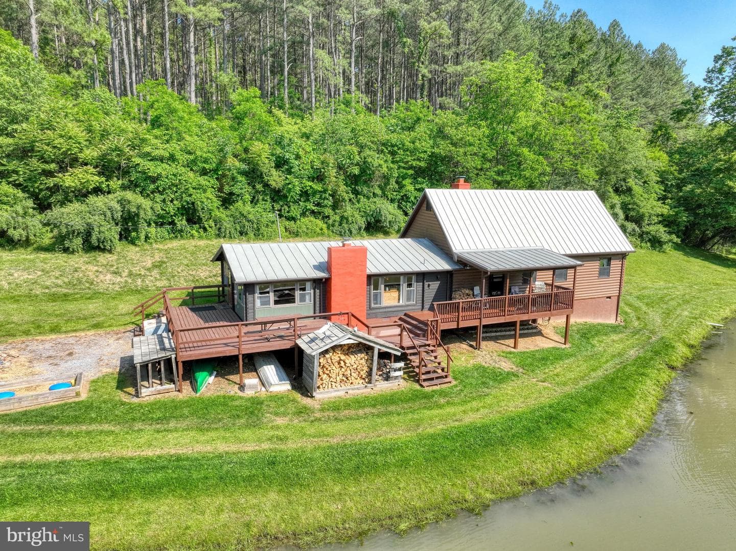 1263 Thompson Hollow Road photo 1