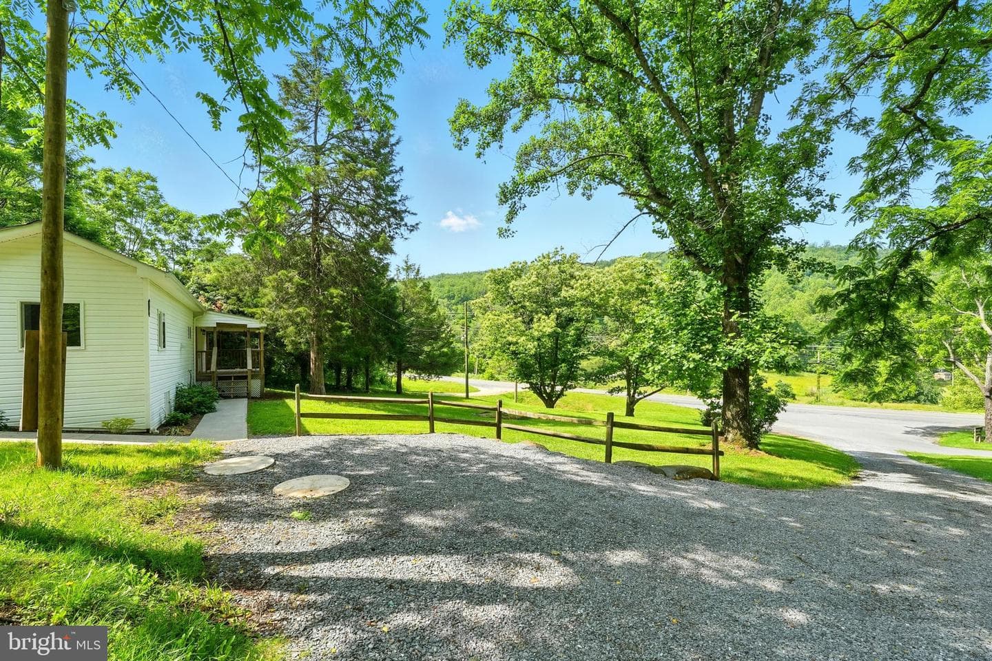14 Summit Point Drive