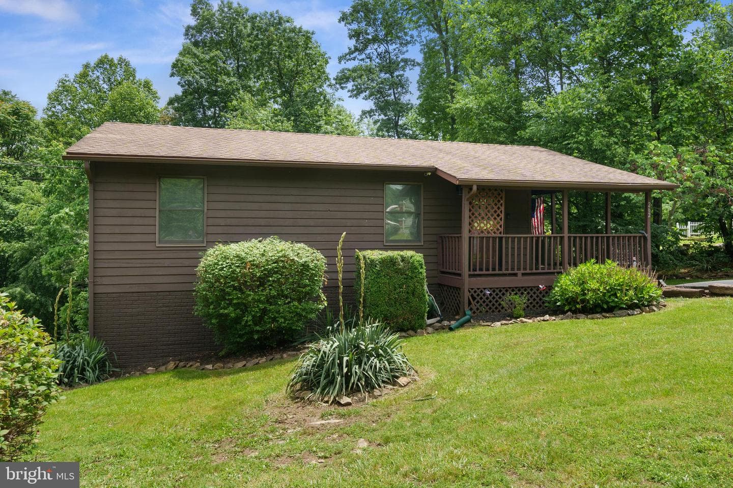 262 Blue Valley Road photo 1