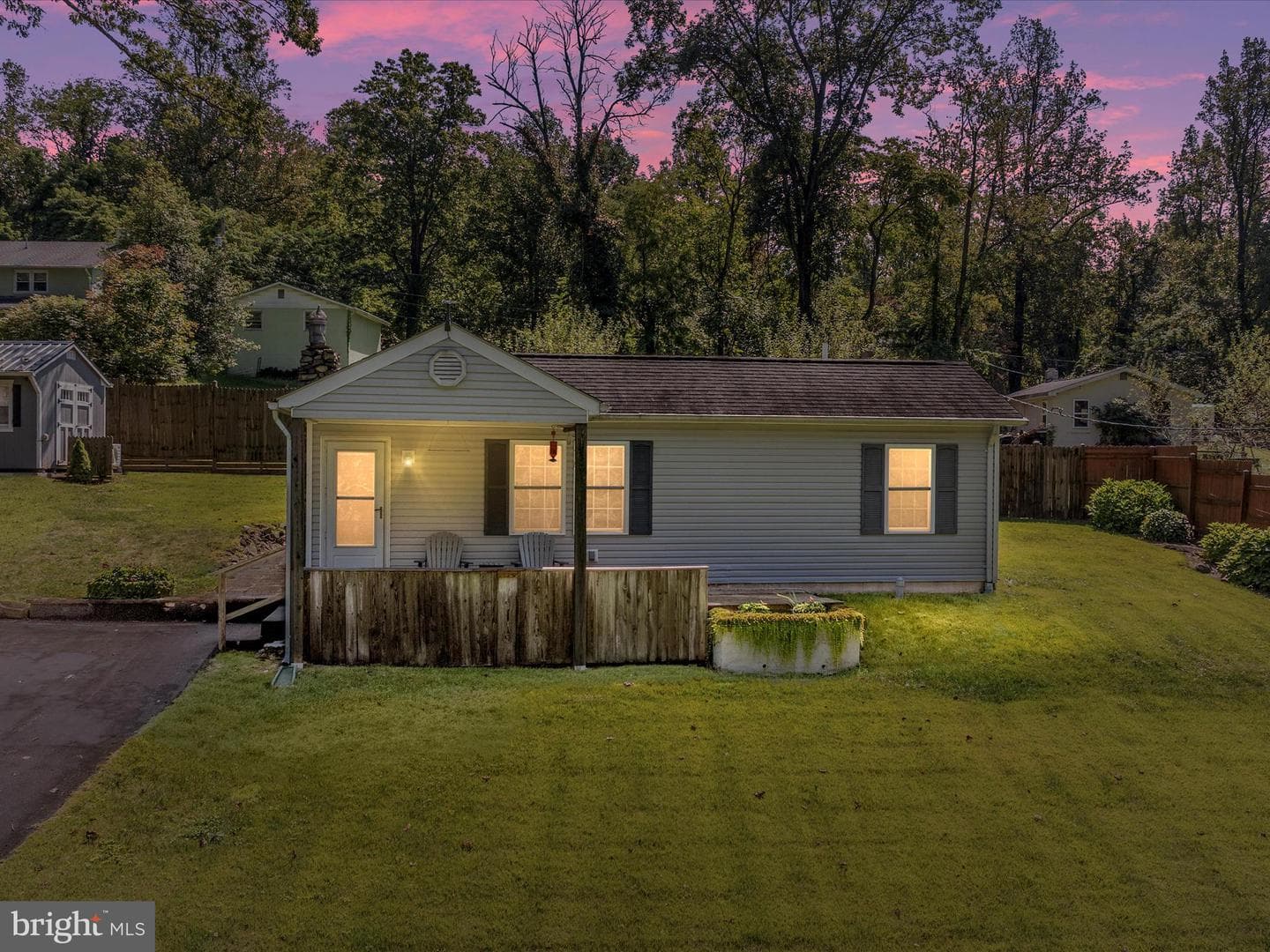 155 Forest Road photo 1