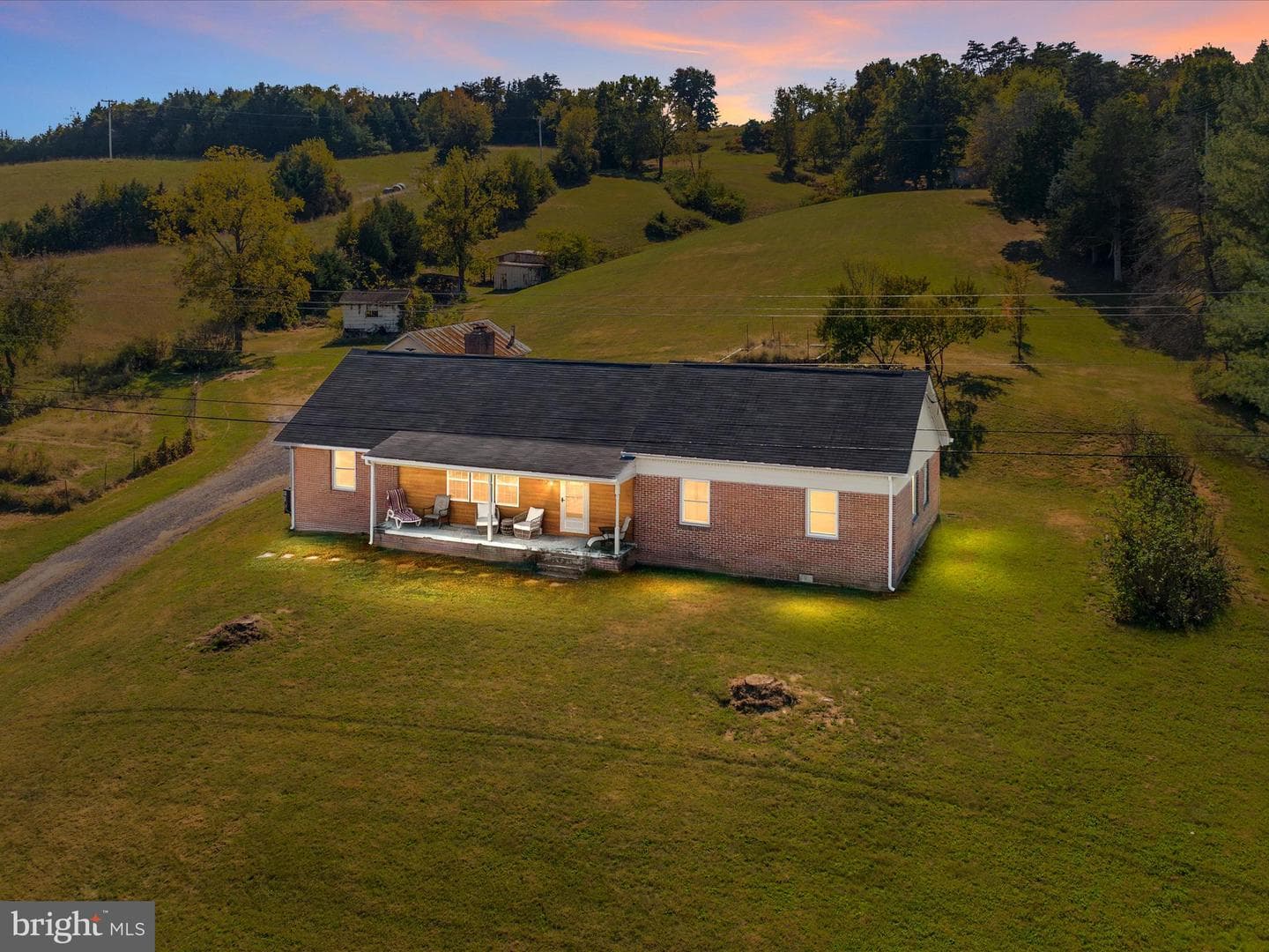 4245 Strasburg Road photo 1