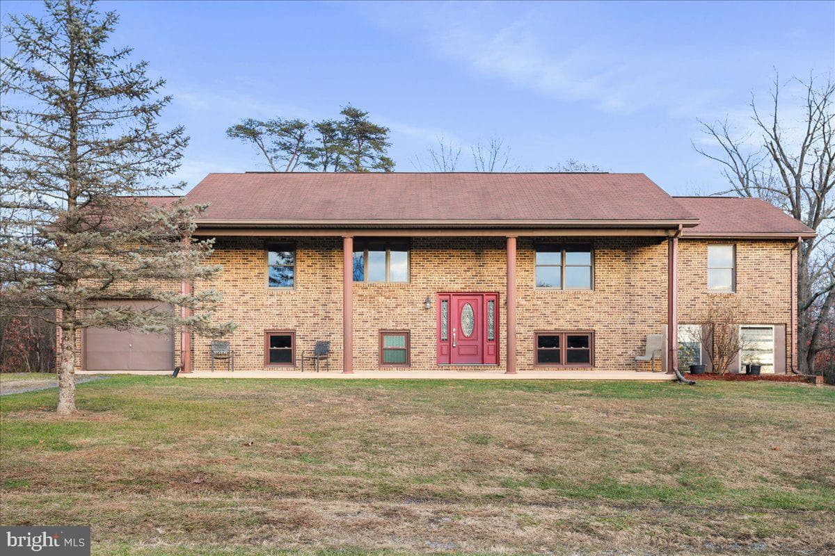 1716 Ridgeway Road photo 1