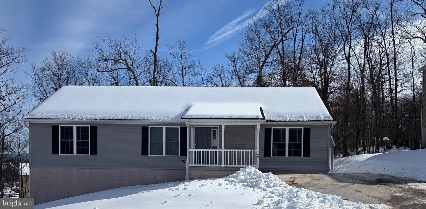 1491 Mallard Place photo 1