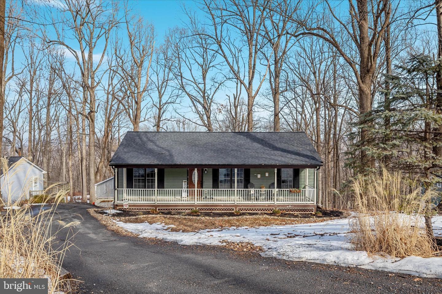 67 Pocahontas Road photo 1