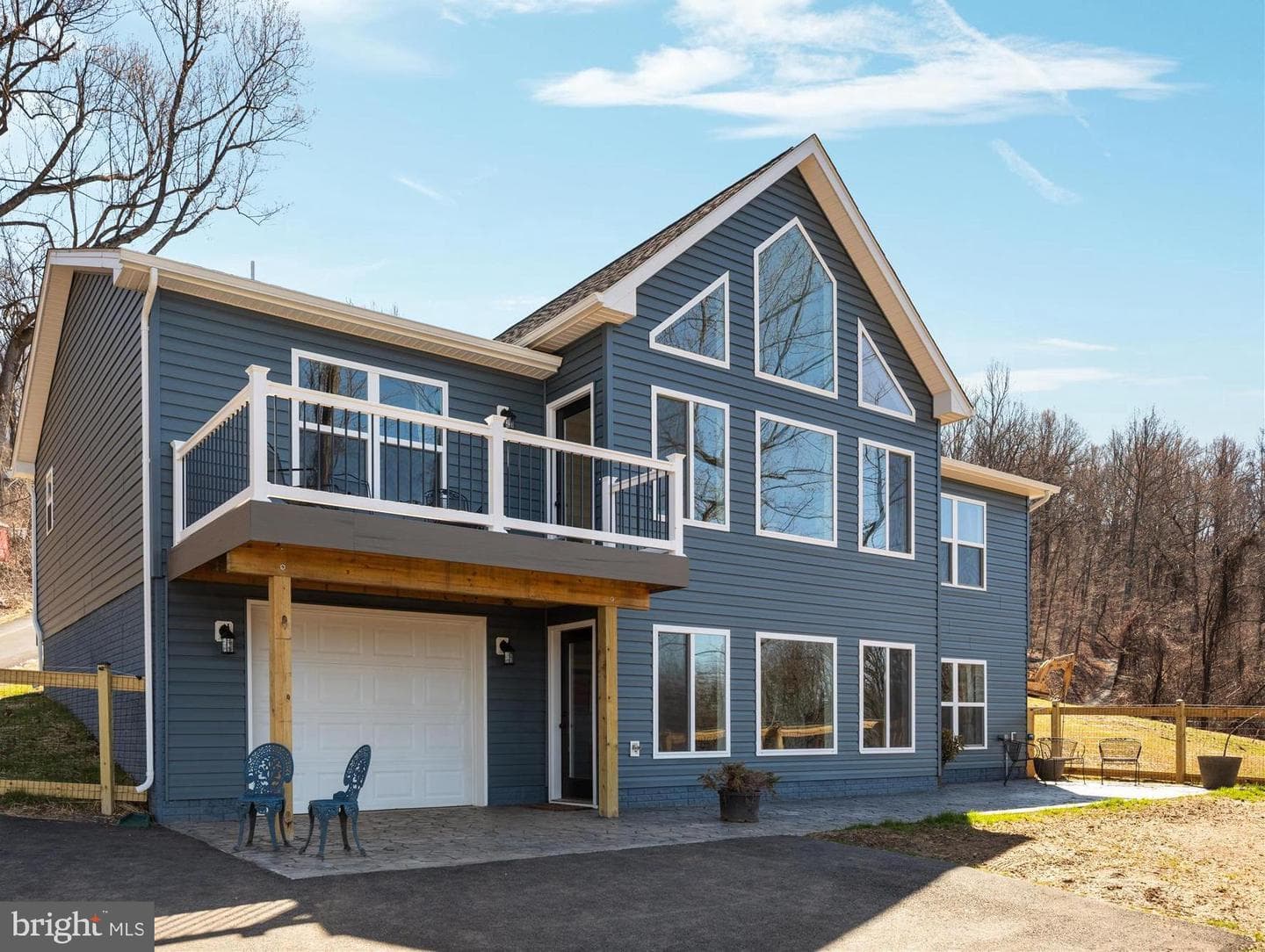 347 Riley Ct