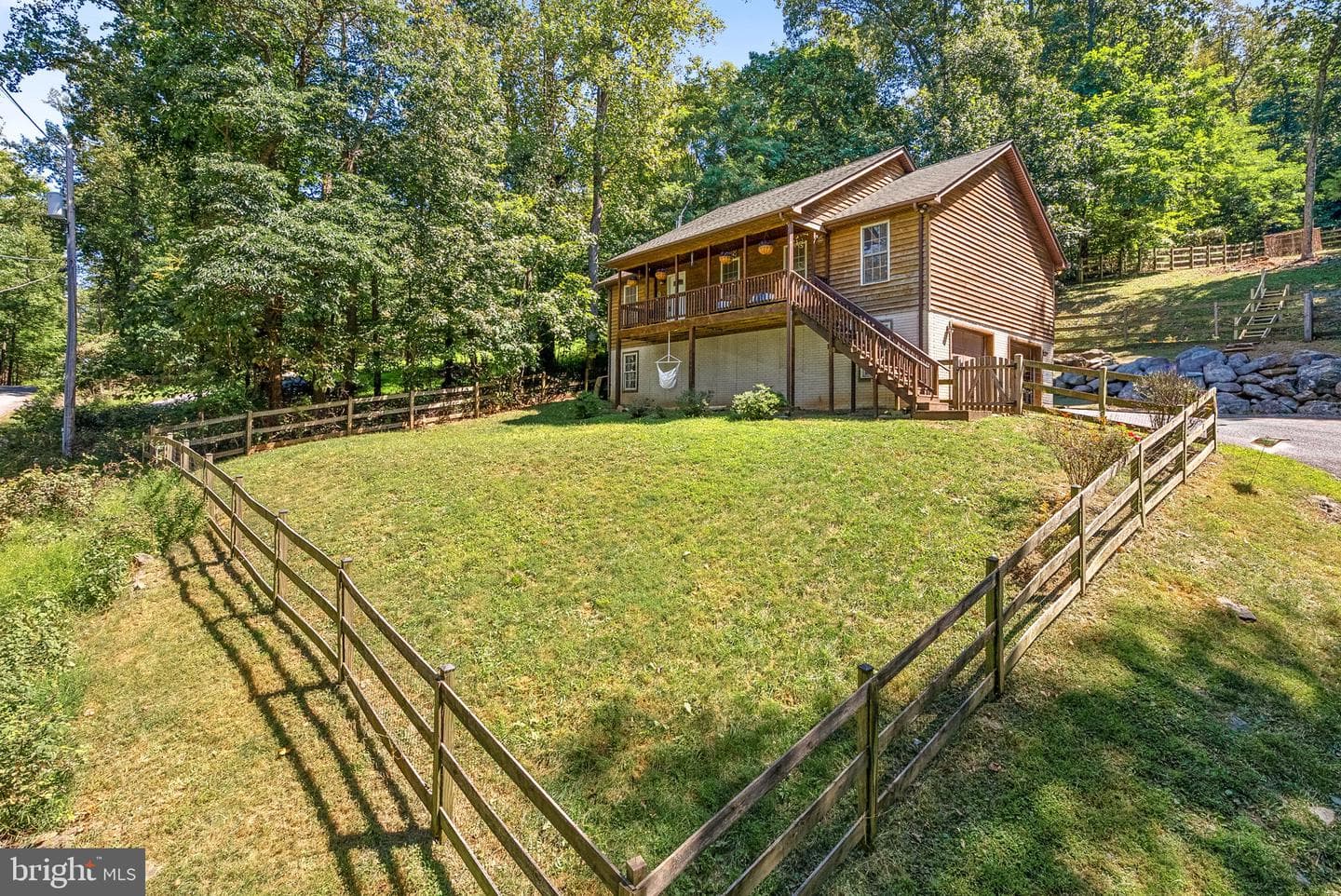 806 Windy Way