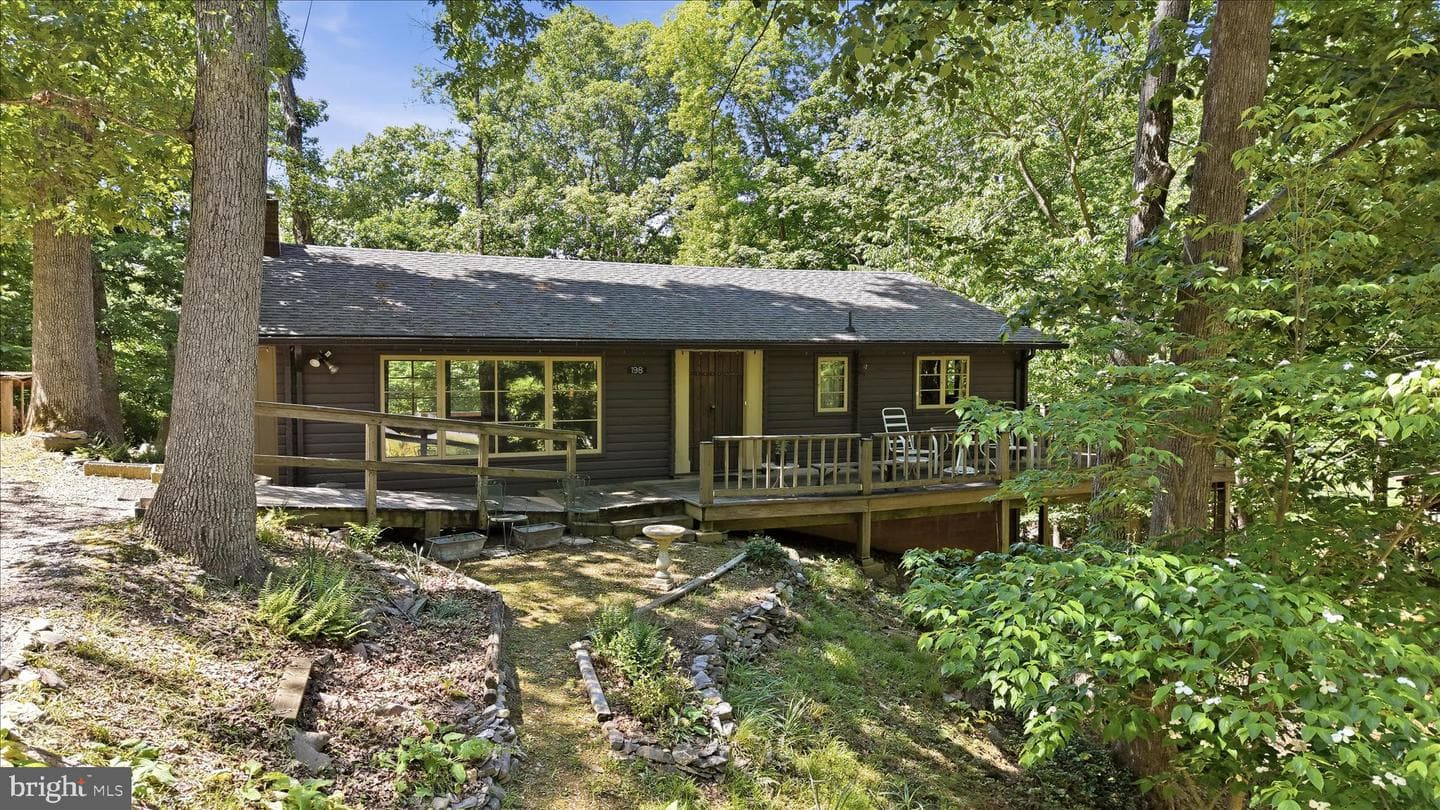 198 Spruce Road