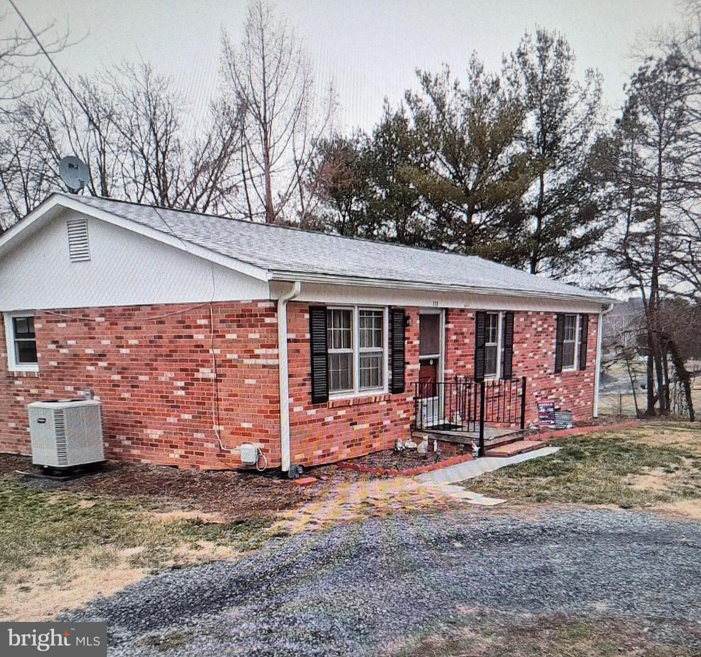 332 W Duck Street