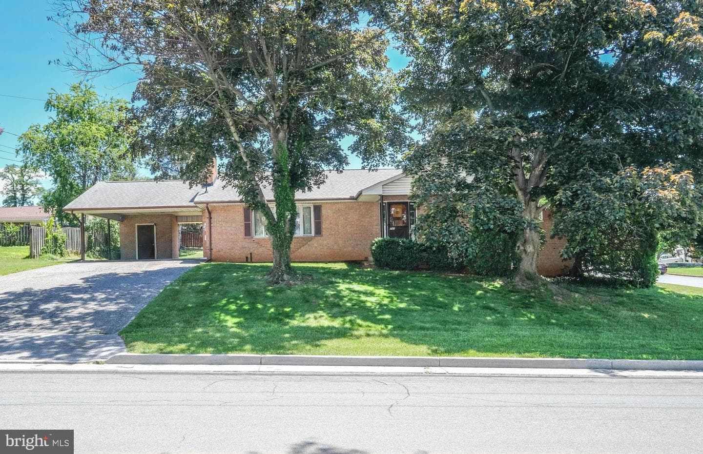 731 E Stonewall Drive