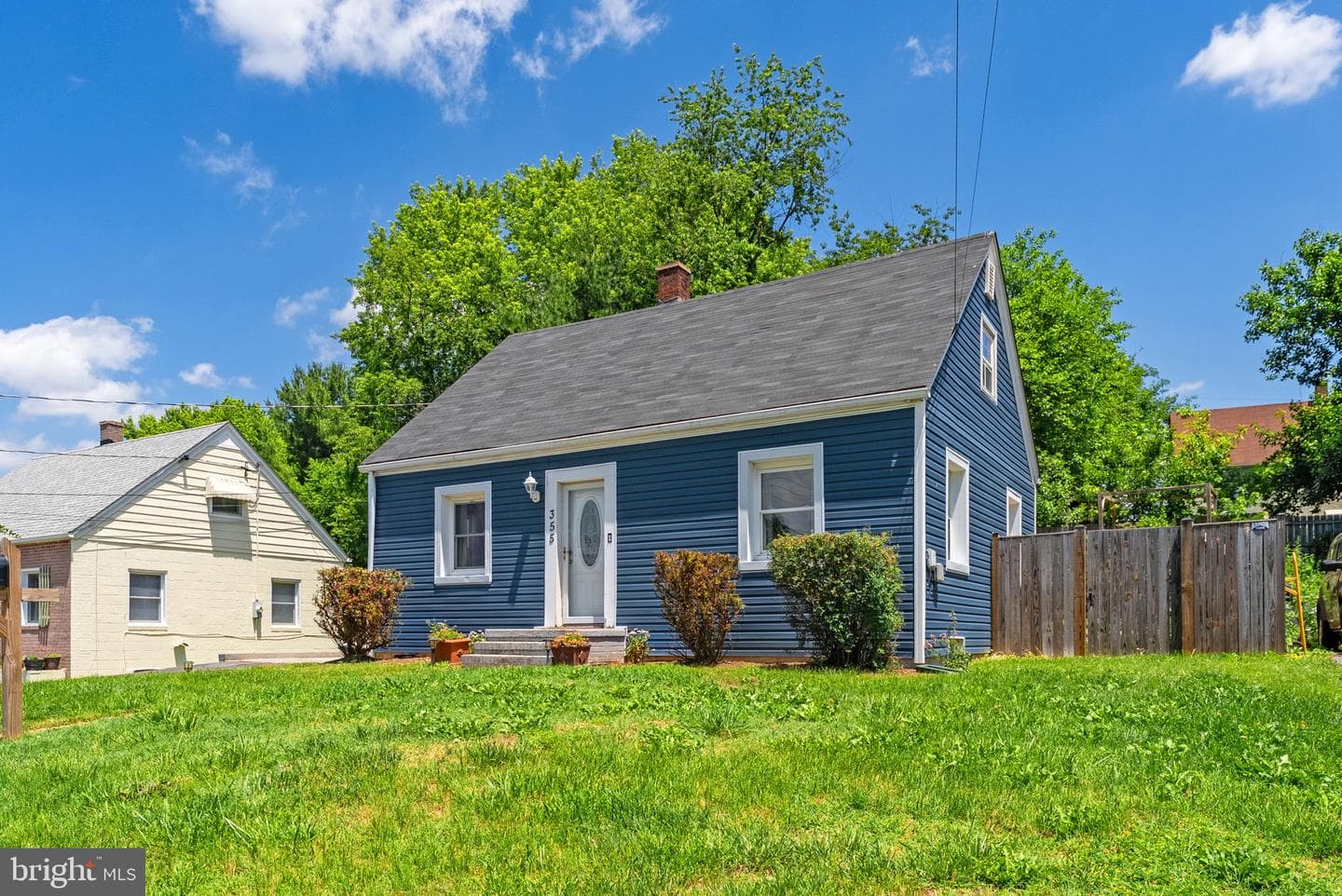 355 W 9th Street