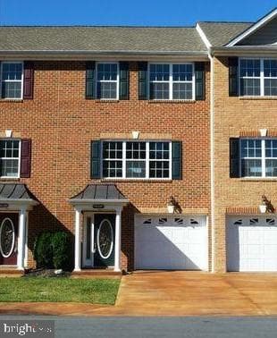67 Babylonica Court photo 1