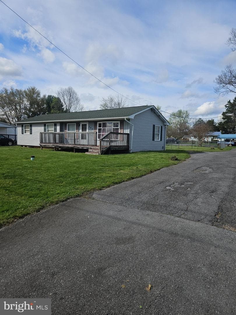 260 Henshaw Road photo 1
