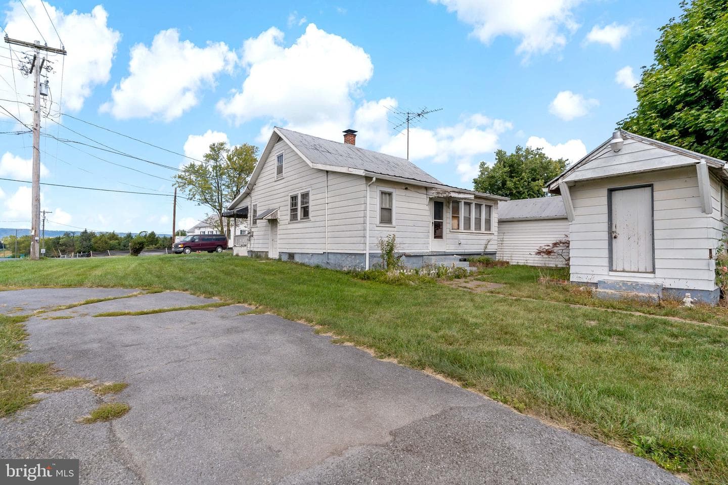 1765 Kelly Island Road photo 1