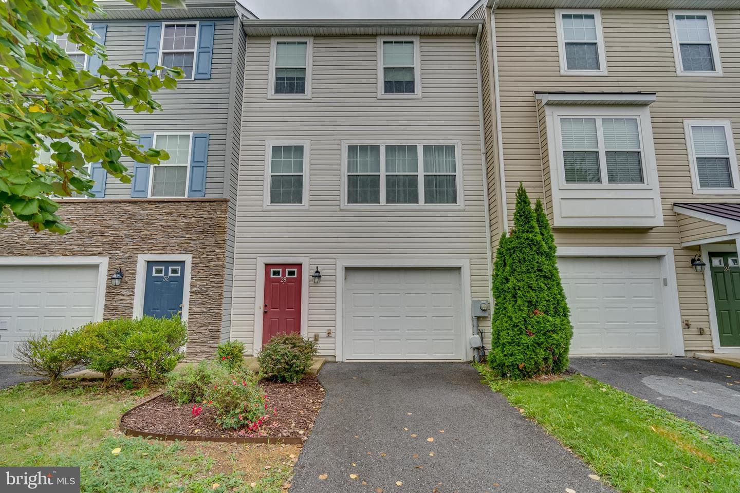 28 Carmody Court photo 1