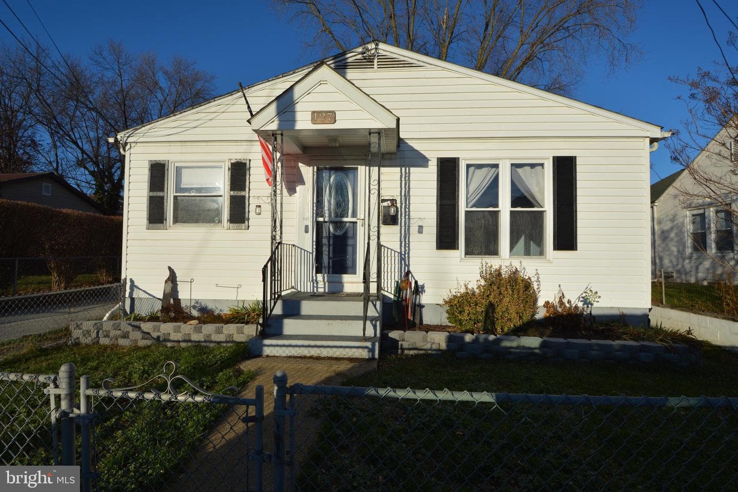 127 Strine Avenue photo 1