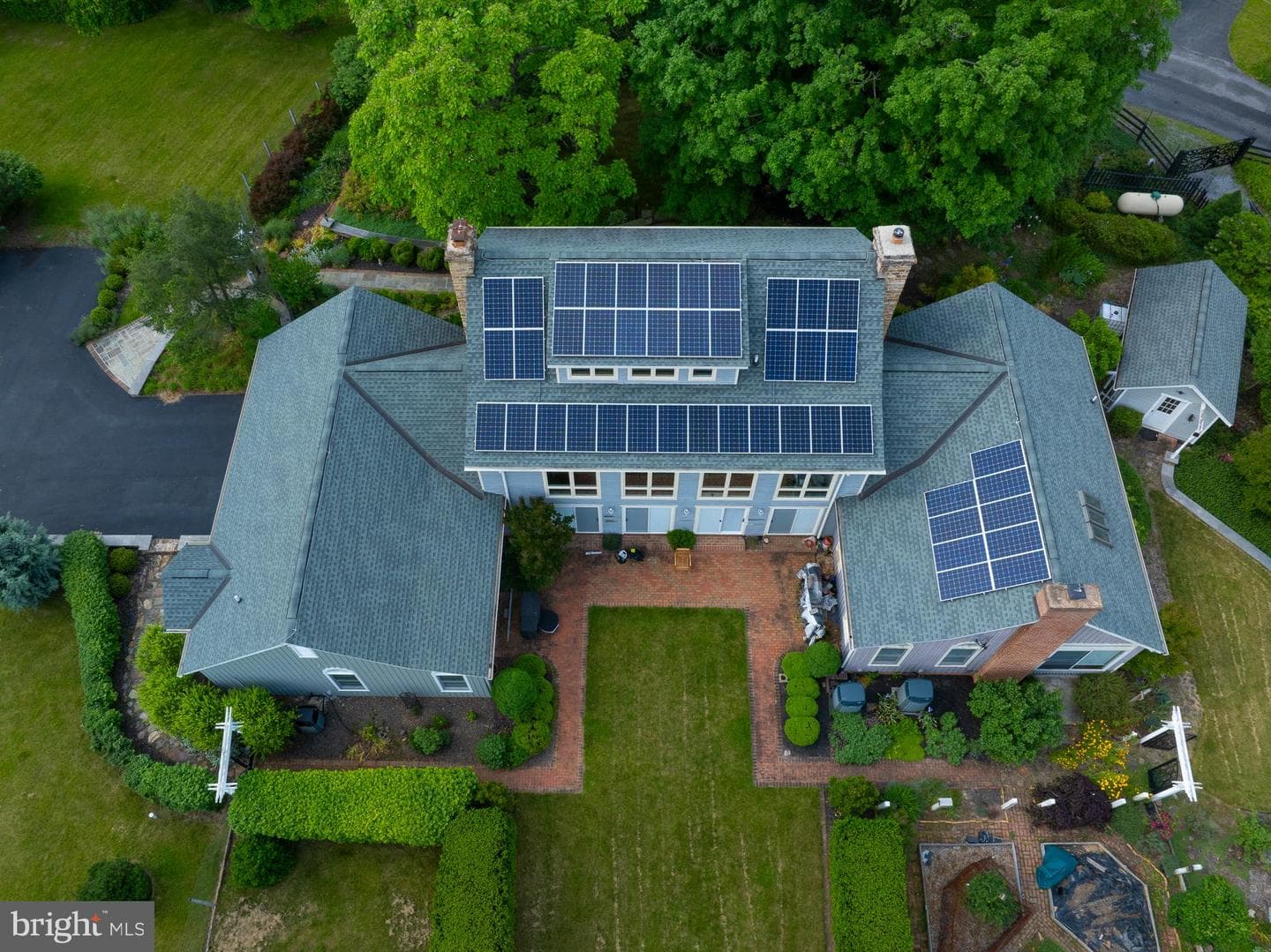 2548 Mountain Lake Road photo 1