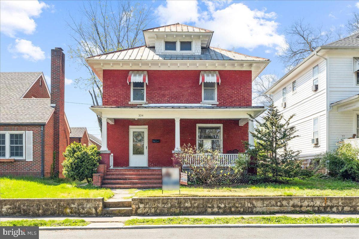 334 Boyd Avenue photo 1