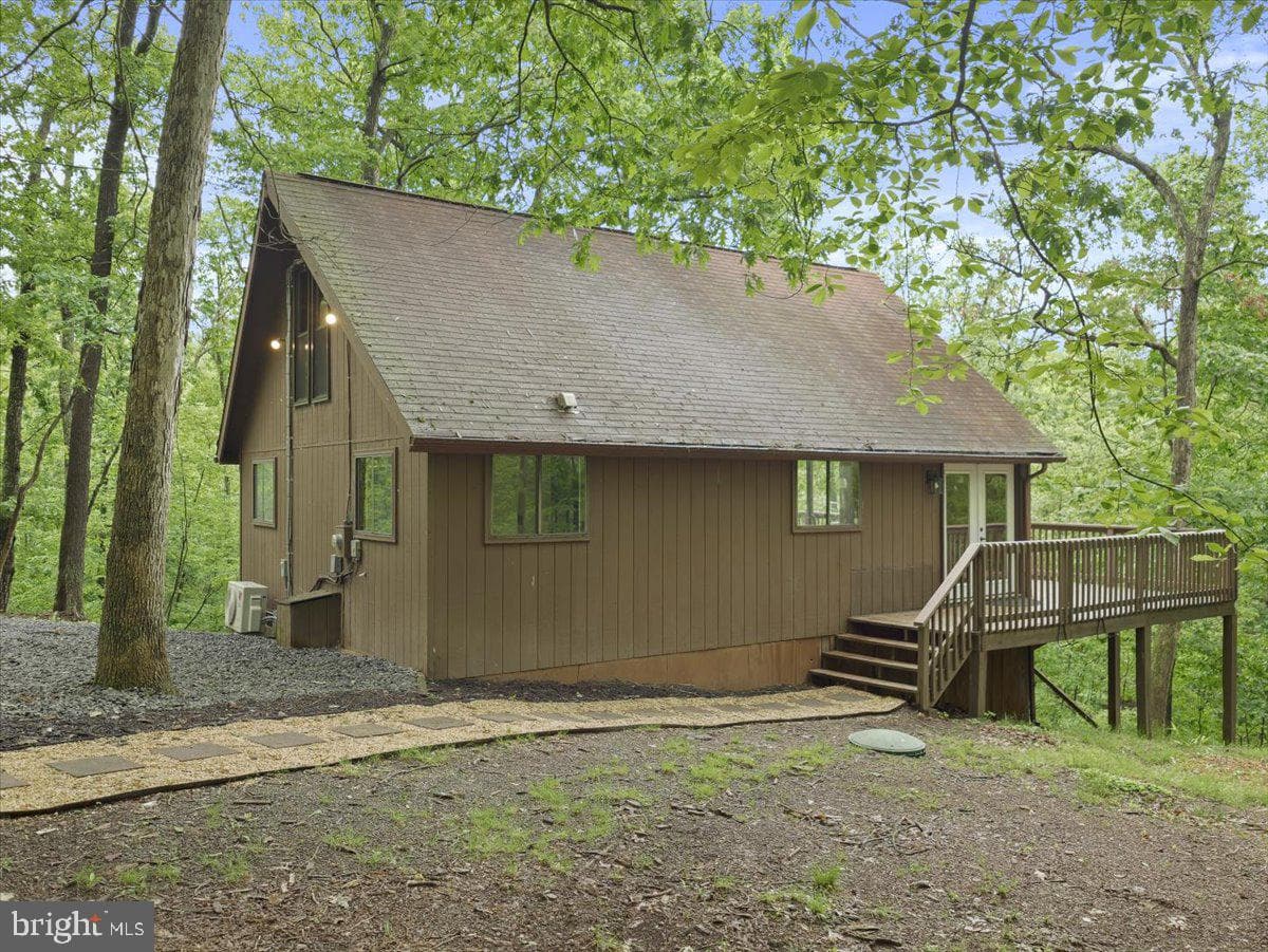 106 Monacan Trail photo 1