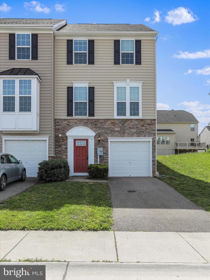 100 Norwood Drive photo 1