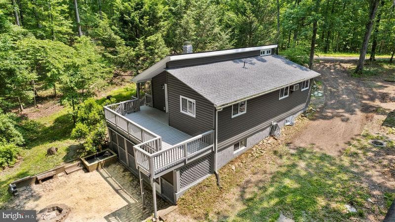 143 Cricket Lane photo 1