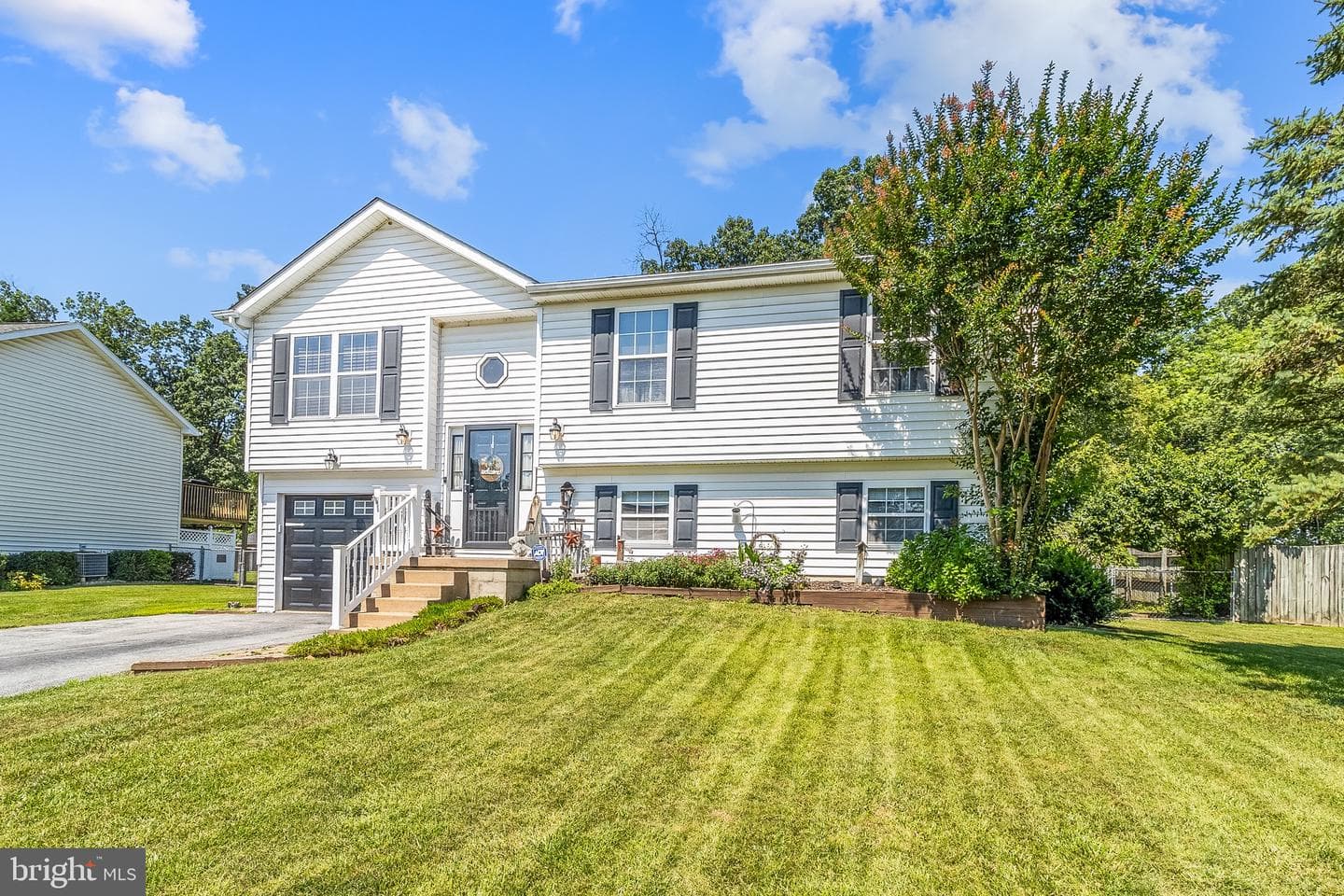 266 Nottingham Boulevard photo 1