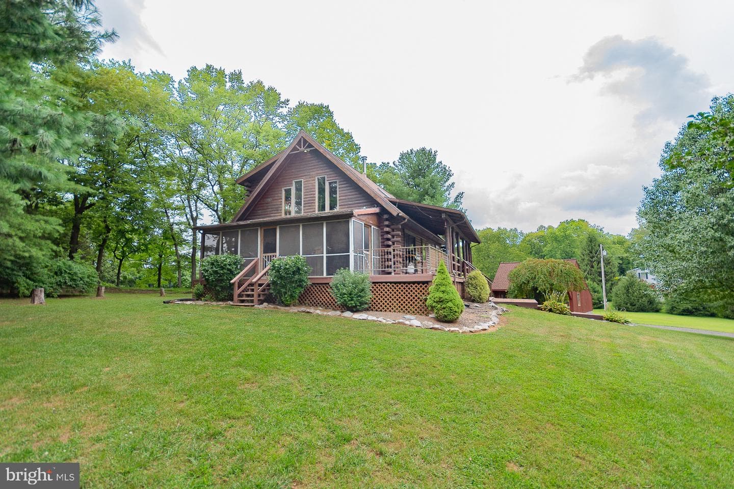1337 Cedar Lane photo 1