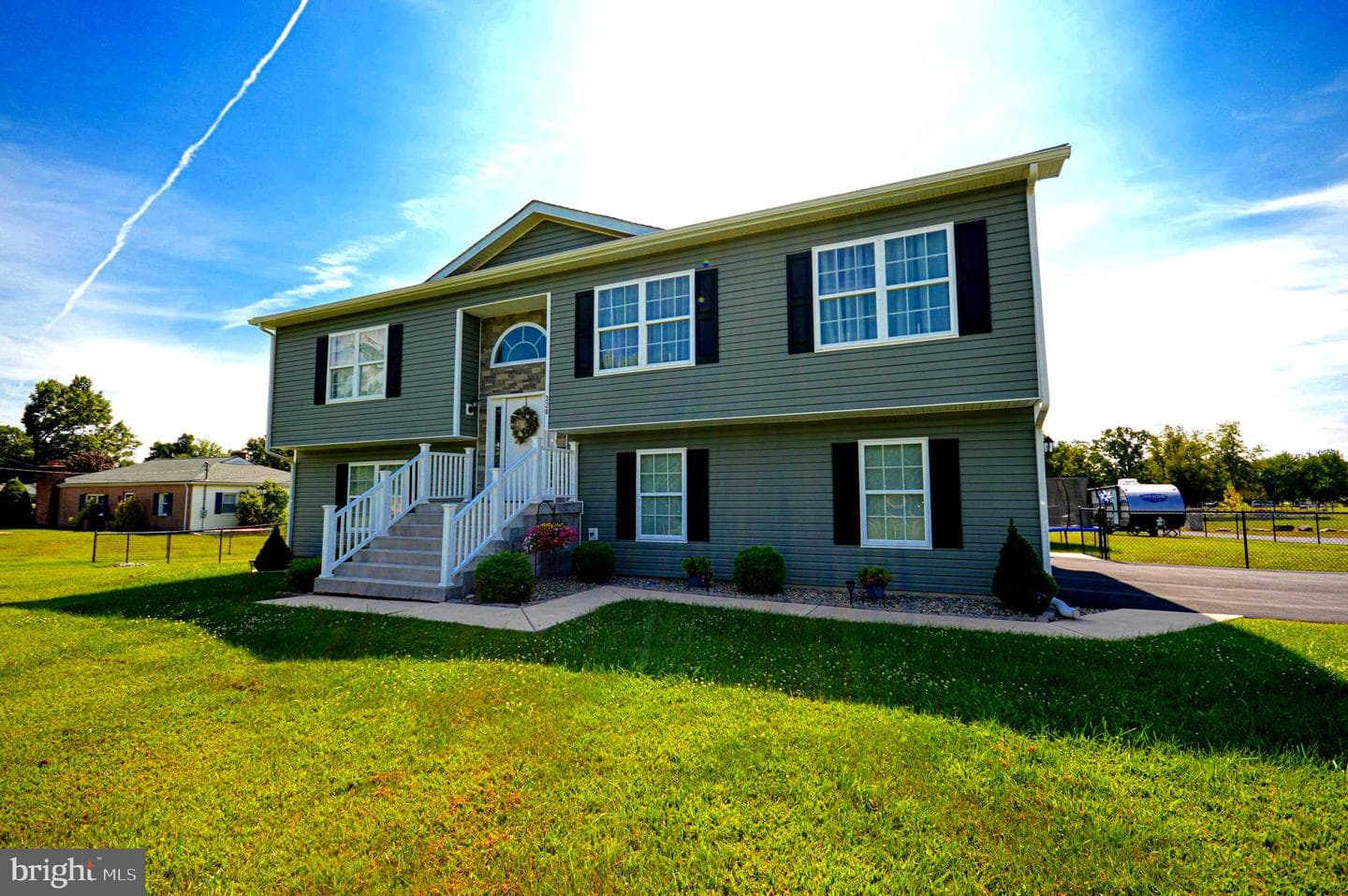 320 Sulphur Springs Road photo 1