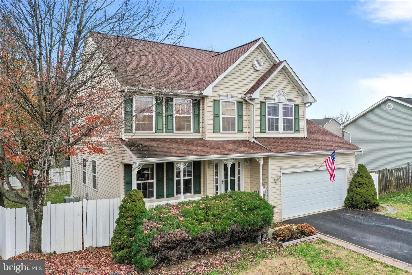 176 Charlotte Court photo 1
