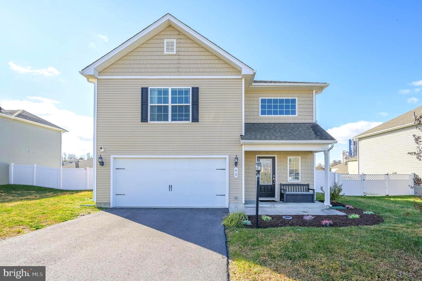 43 Sargent Lane photo 1