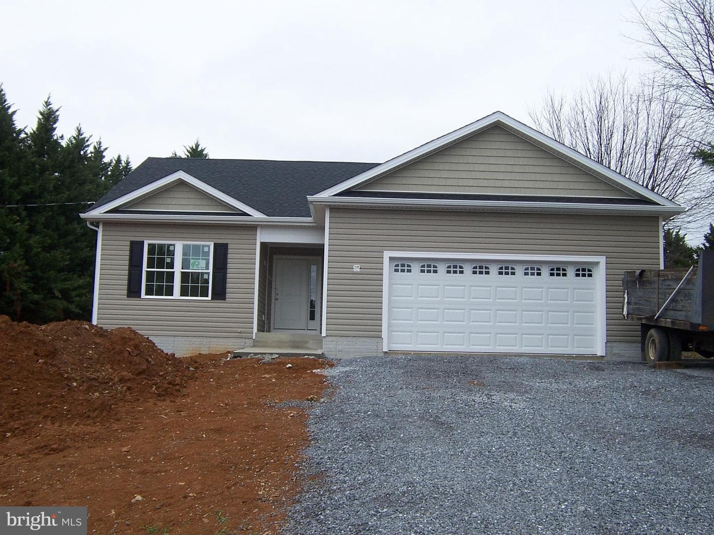 224 Isaac Drive photo 1