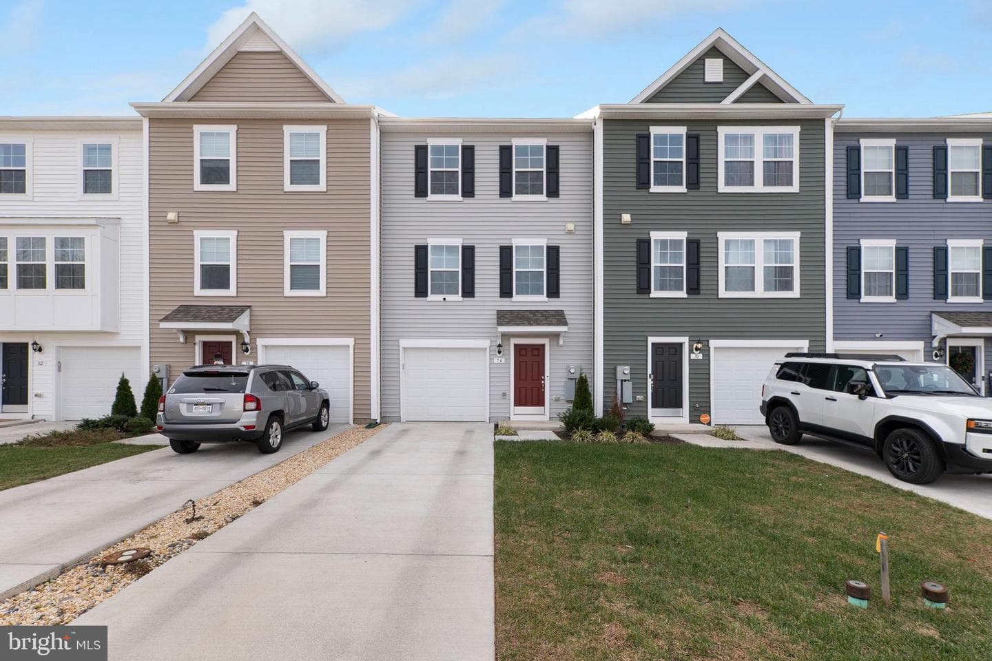 74 Colchester Court photo 1