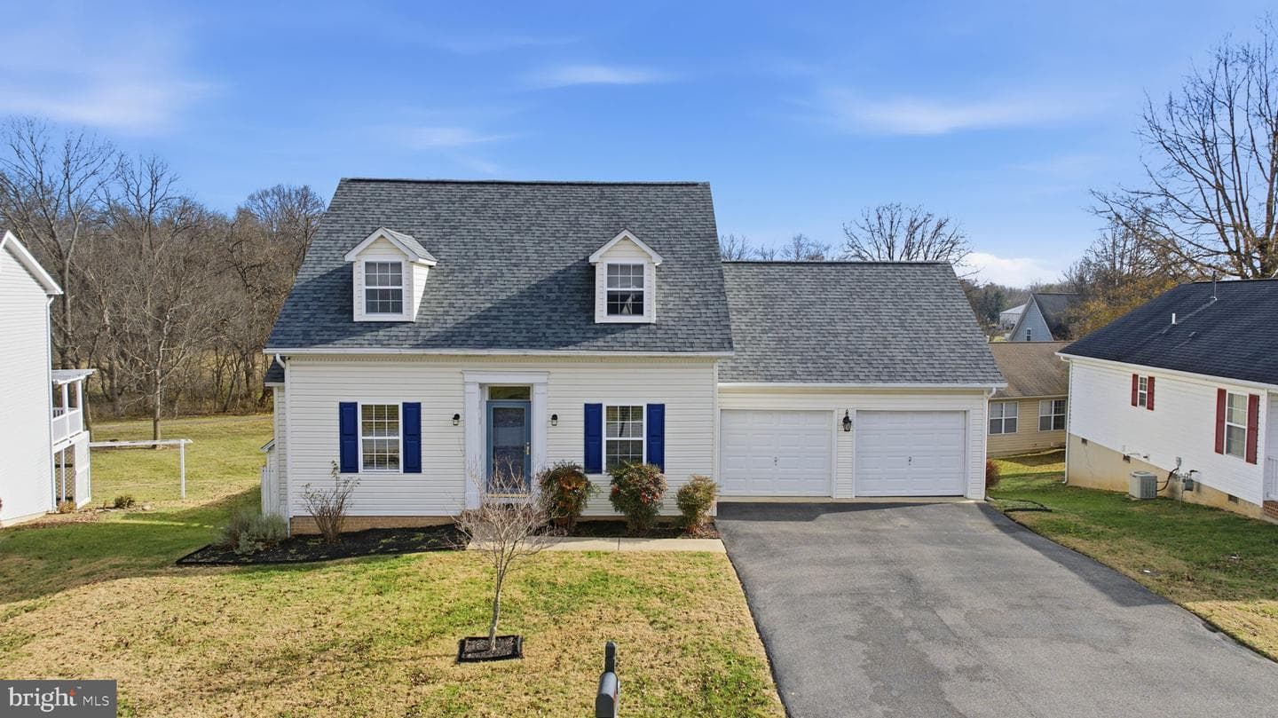 206 Sentry Lane photo 1