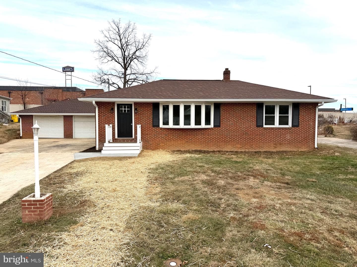 178 Bernice Avenue photo 1