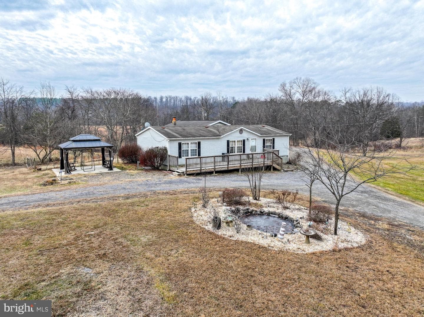 391 Leons Fords Rd photo 1