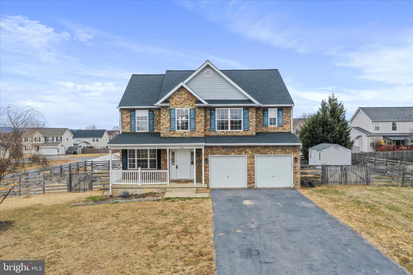 122 Tather Drive photo 1
