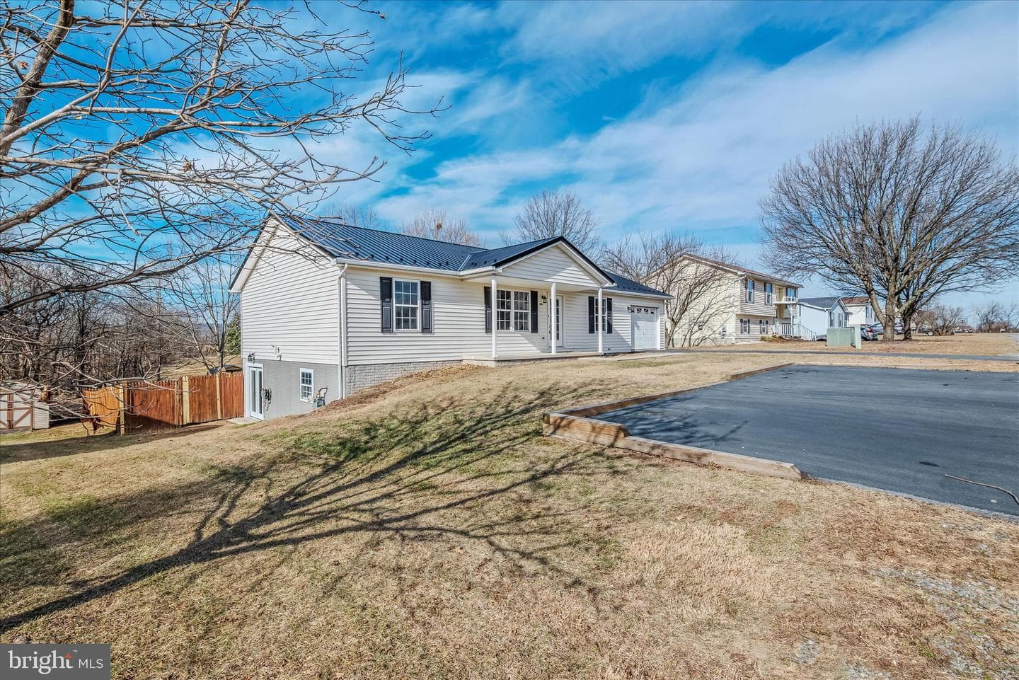 120 Nottingham Boulevard photo 1