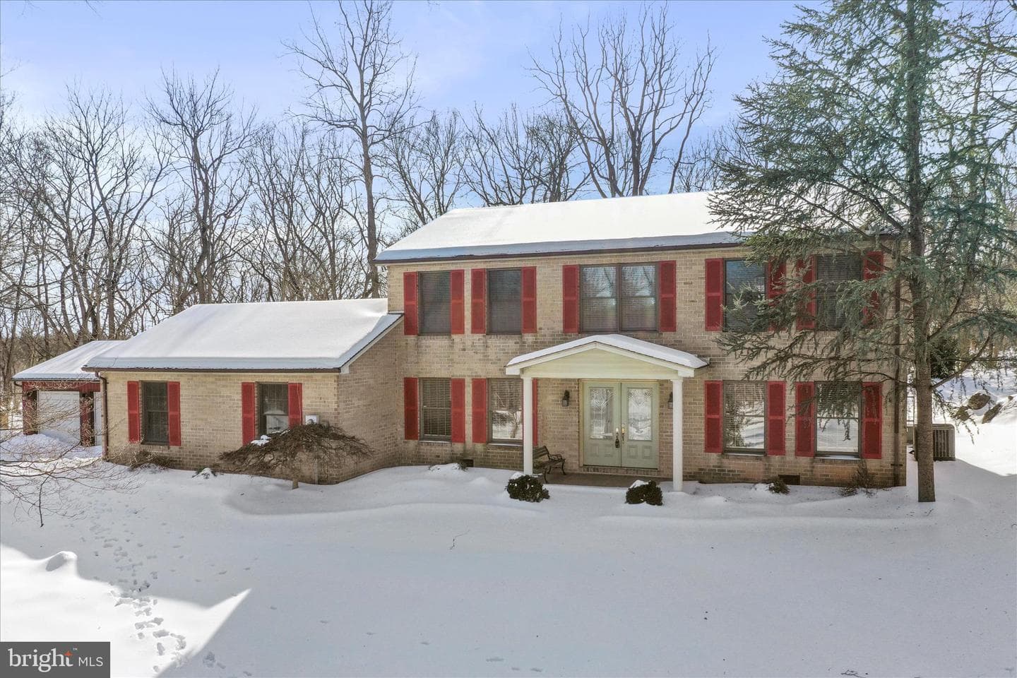 155 Shireoaks Drive photo 1