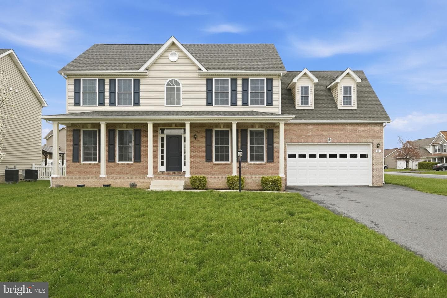 16 Azera Drive